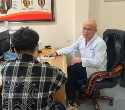 莆田市|男科医师高朋磊：守护男性健康，专业男科诊疗