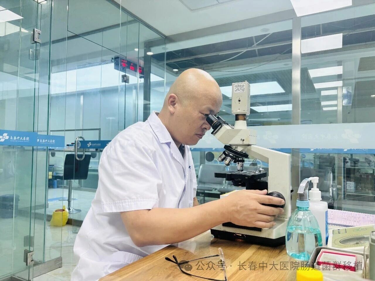 莆田市|高朋磊医师：左手男科临床，右手肠道菌群移植深入研究